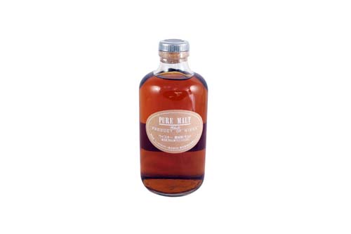 Whisky Japonais NIKKA Pure Malt White 43 % - 50 cl Whisky Japonais NIKKA Pure Malt White 43 % - 50 cl