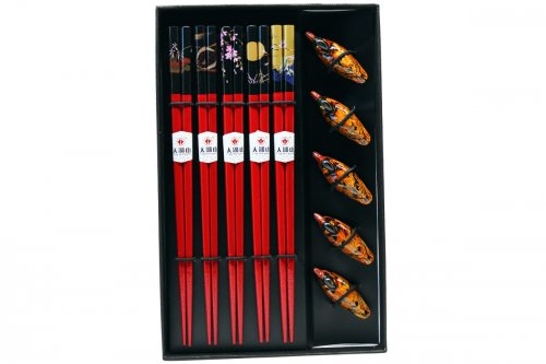 Coffret 5 paires de baguettes bois rouge, motifs Japonais avec porte-baguettes « canard » Coffret 5 paires de baguettes bois rouge, motifs Japonais avec porte-baguettes « canard »