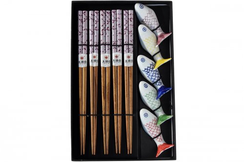 Coffret 5 paires de baguettes bois, ton parme avec porte-baguettes "poisson" Coffret 5 paires de baguettes bois, ton parme avec porte-baguettes "poisson"