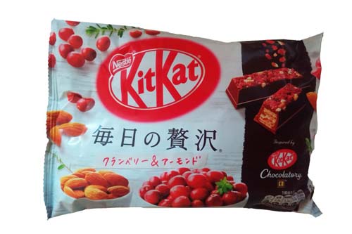 KitKat aux amandes et cranberries - 109g
